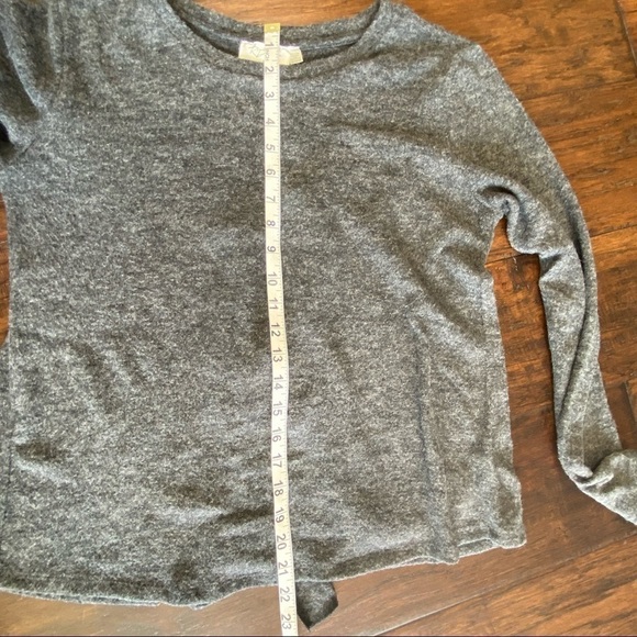RD STYLE Tie Back Crew Neck Sweater - Picture 10 of 11